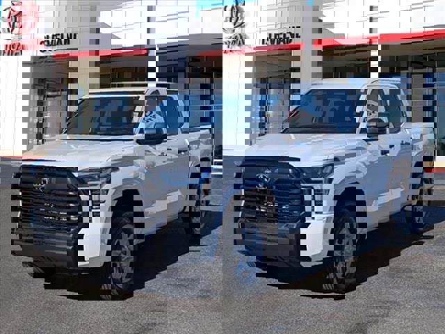New 2026 Toyota Tundra SR image 2