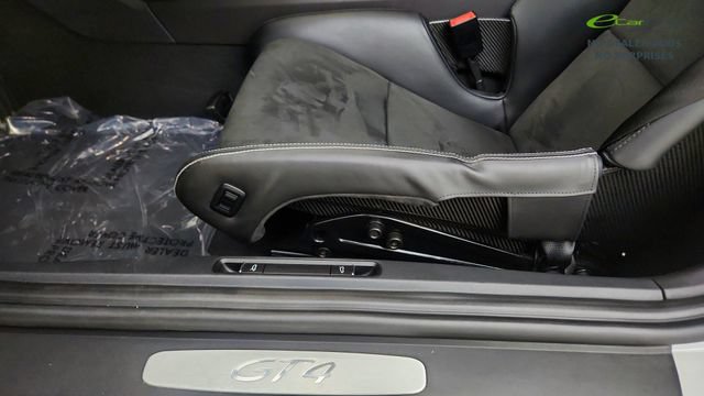 Used 2021 Porsche 718 Cayman GT4 RWD image 26