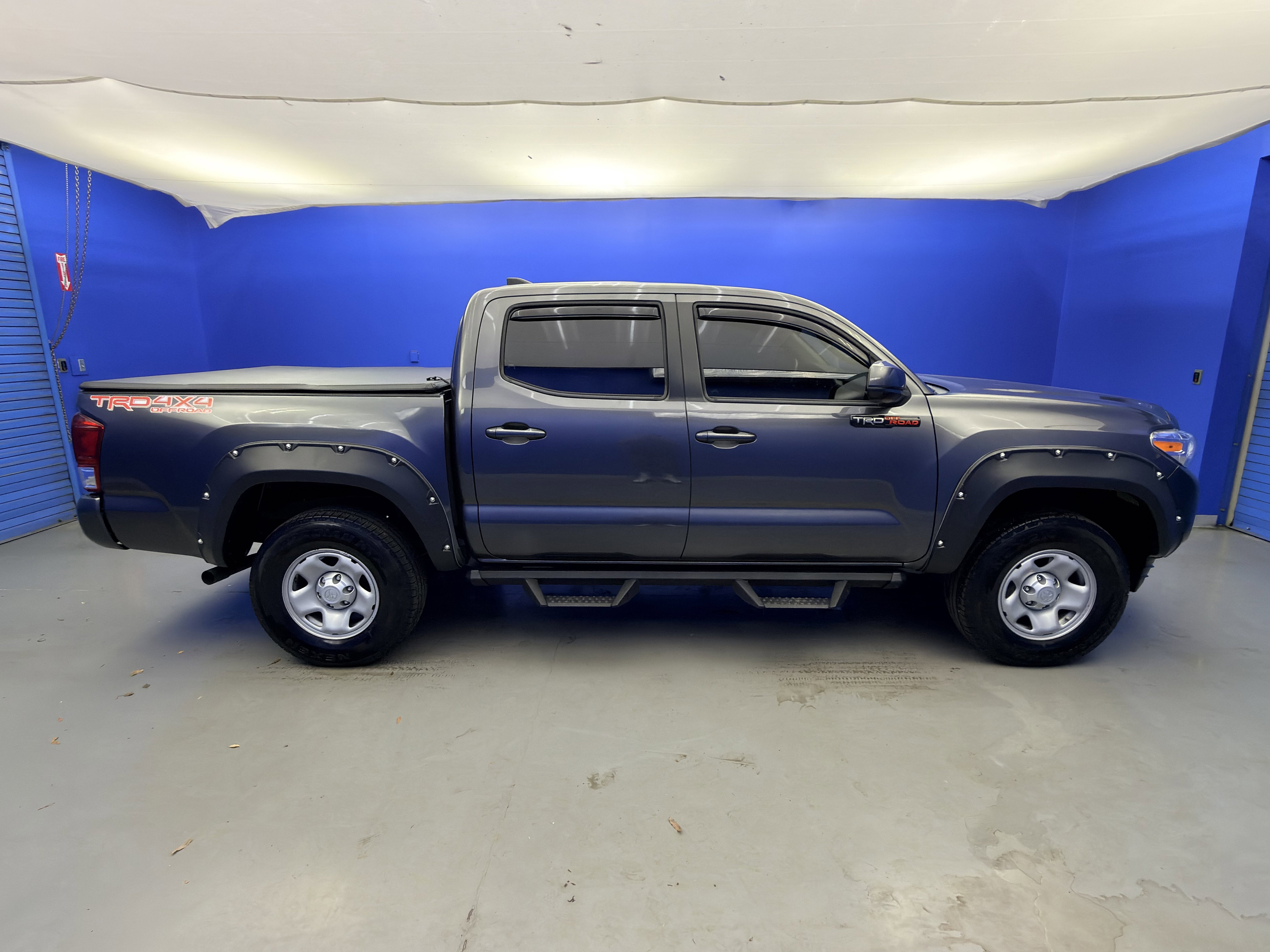 Used 2018 Toyota Tacoma SR w/ SR Convenience Package AWD/4WD image 8