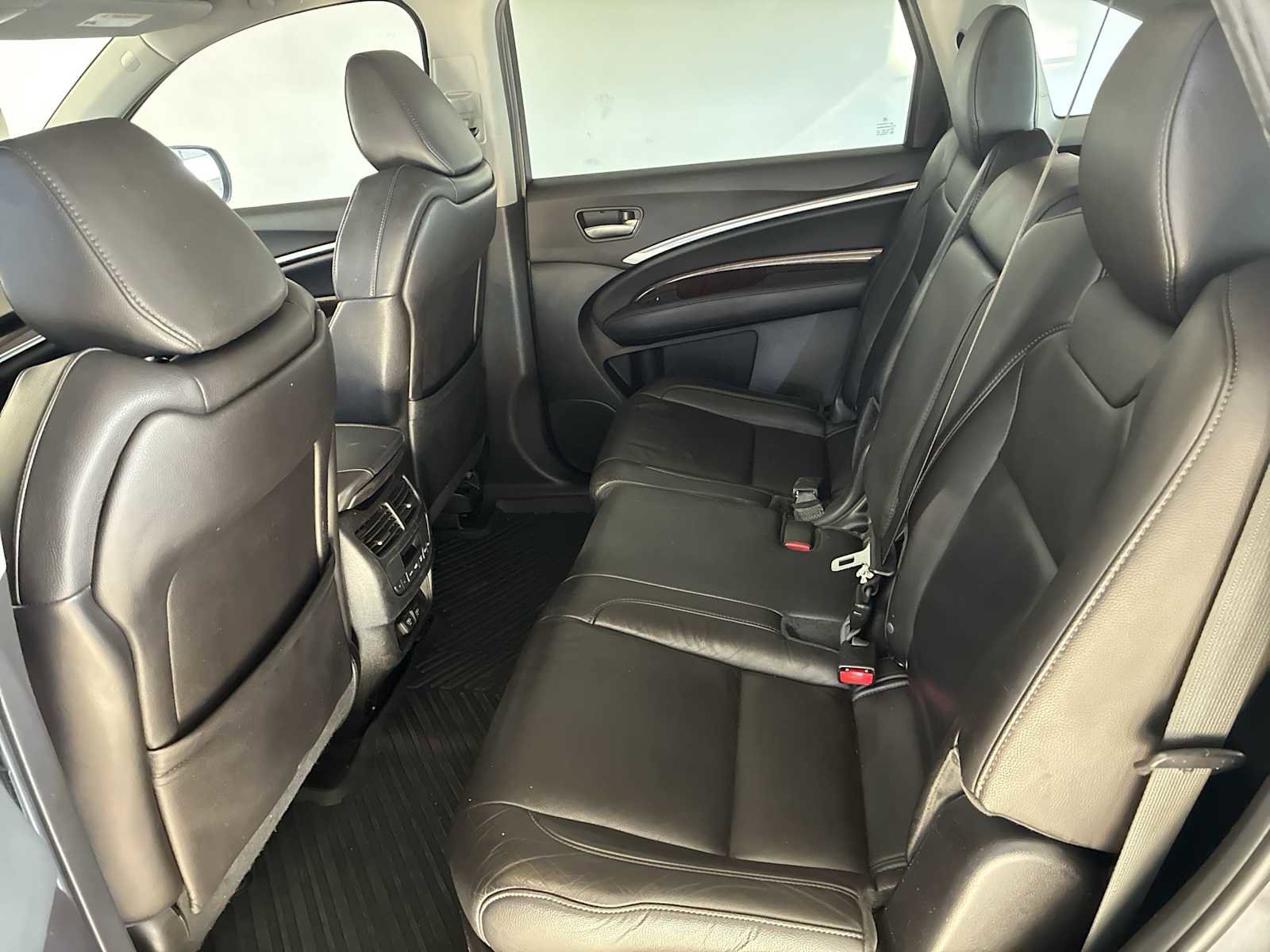 Used 2020 Acura MDX SH-AWD image 24