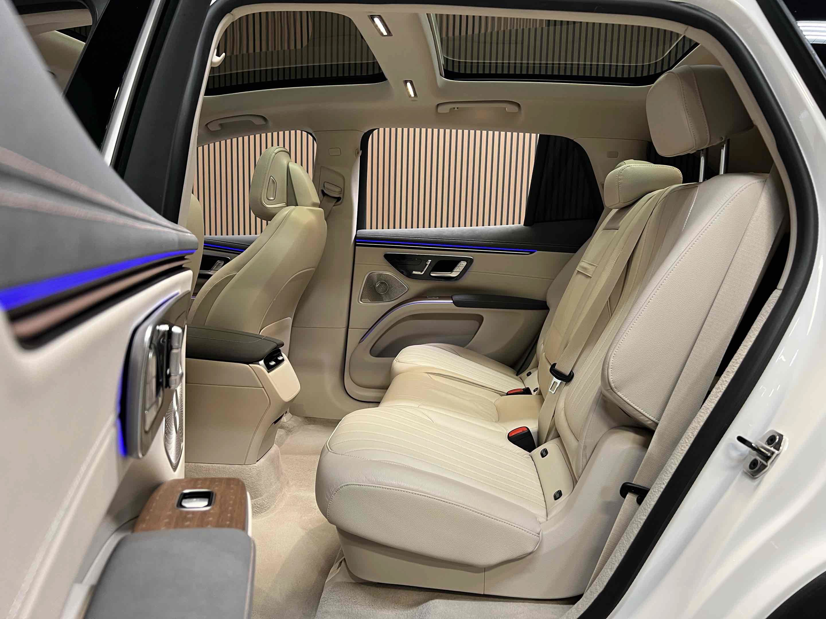 Used 2023 Mercedes-Benz EQS 450+ SUV image 39