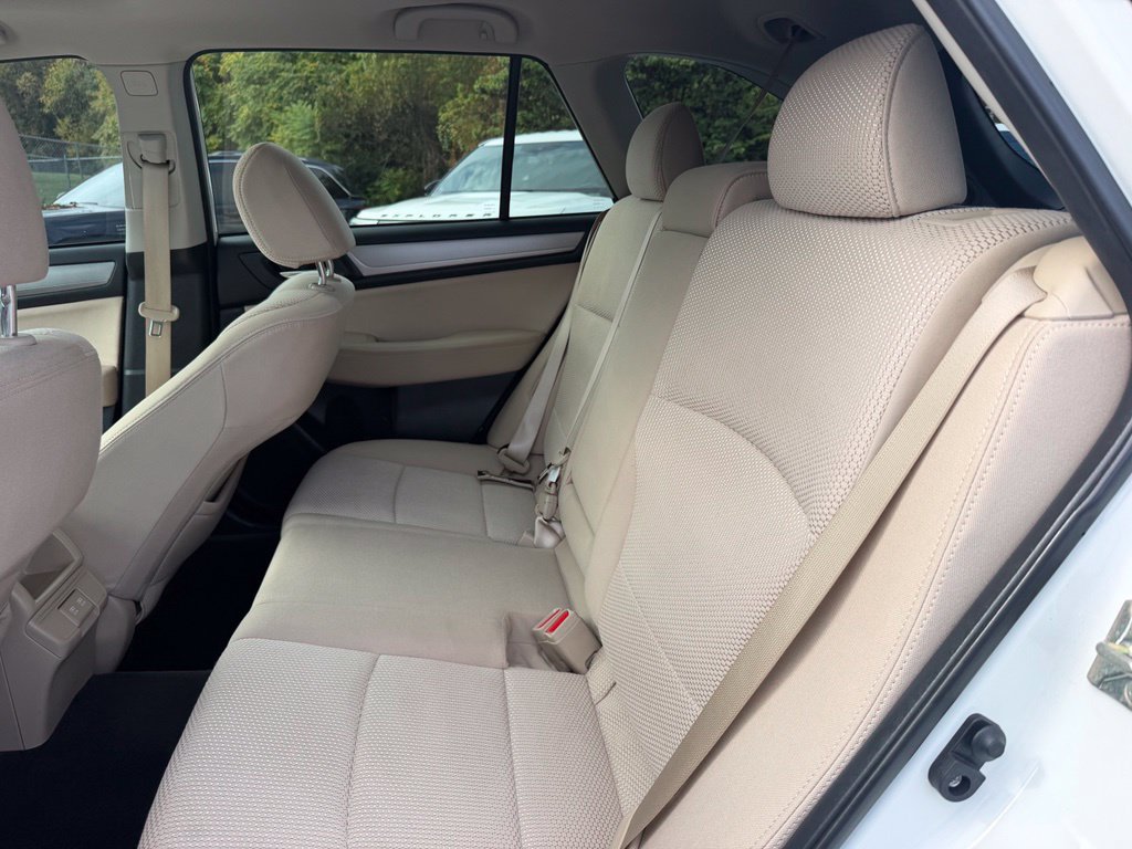 Used 2019 Subaru Outback 2.5i Premium AWD/4WD image 23