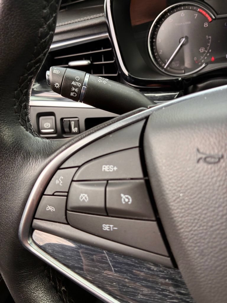 Used 2023 Cadillac XT5 Premium Luxury AWD/4WD image 33