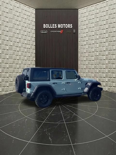 Certified 2024 Jeep Wrangler Unlimited AWD/4WD image 4