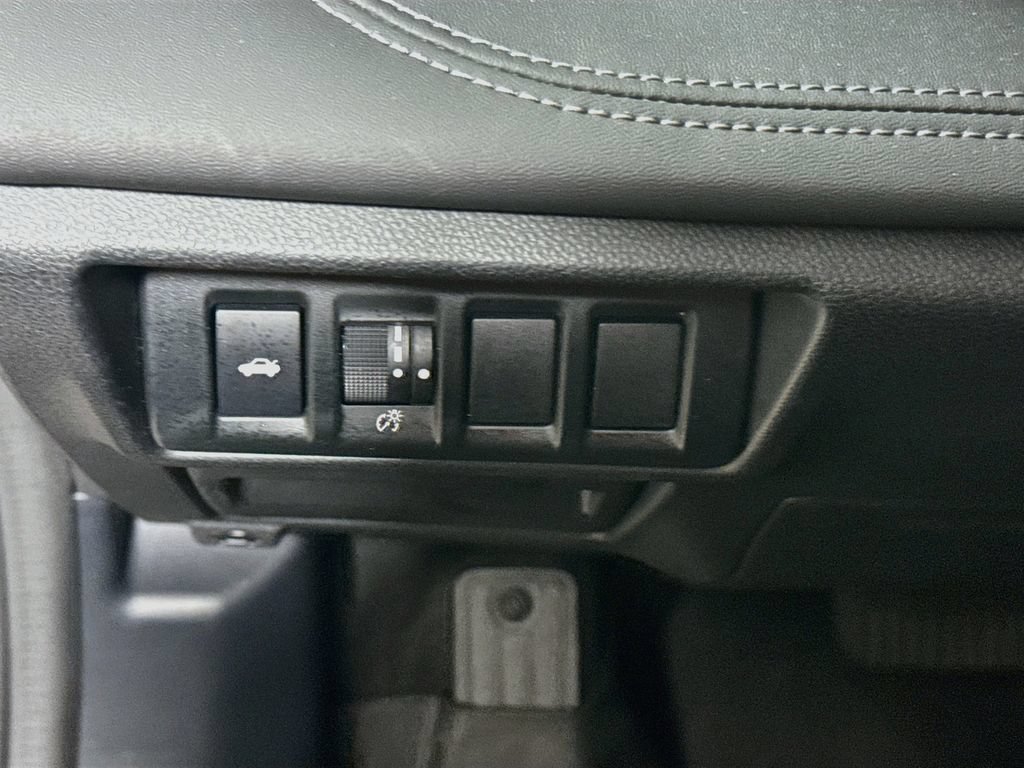 Used 2021 Subaru Legacy Limited w/ Popular Package #3 AWD/4WD image 10