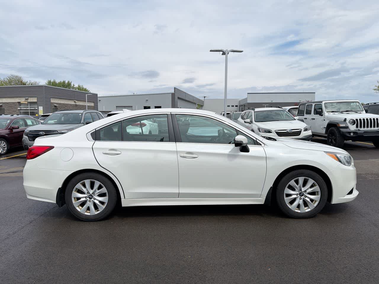 Used 2016 Subaru Legacy 2.5i Premium AWD/4WD image 14