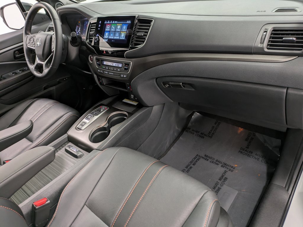 Certified 2022 Honda Passport TrailSport image 29