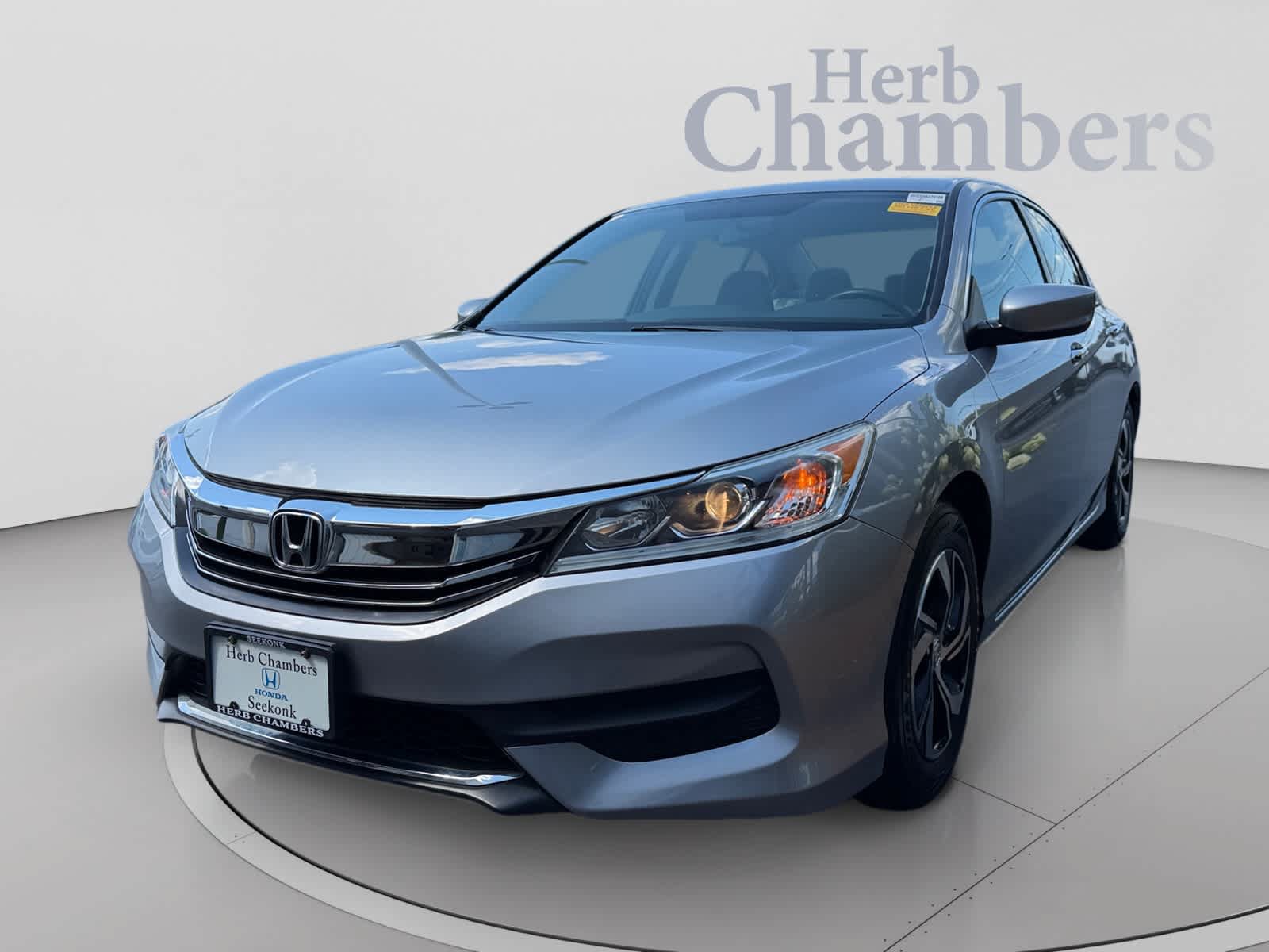 Used 2017 Honda Accord LX image 10