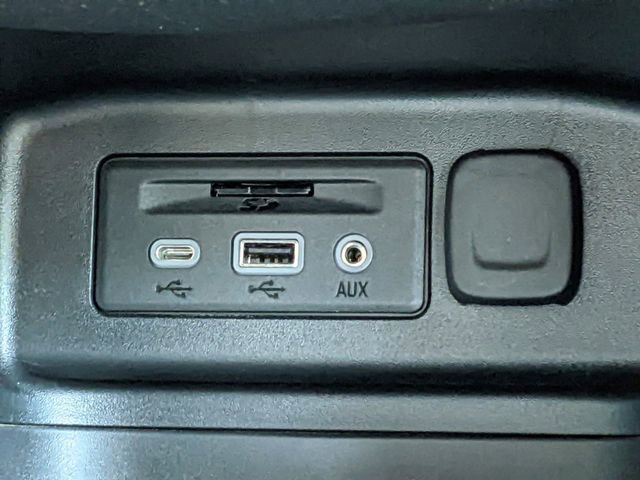 Certified 2022 Chevrolet Equinox RS w/ RS Leather Package image 25