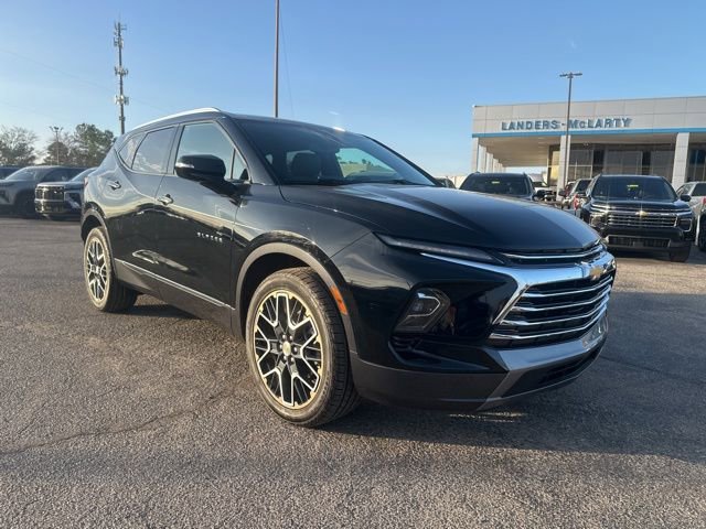 Used 2023 Chevrolet Blazer Premier w/ Enhanced Convenience Package image 1