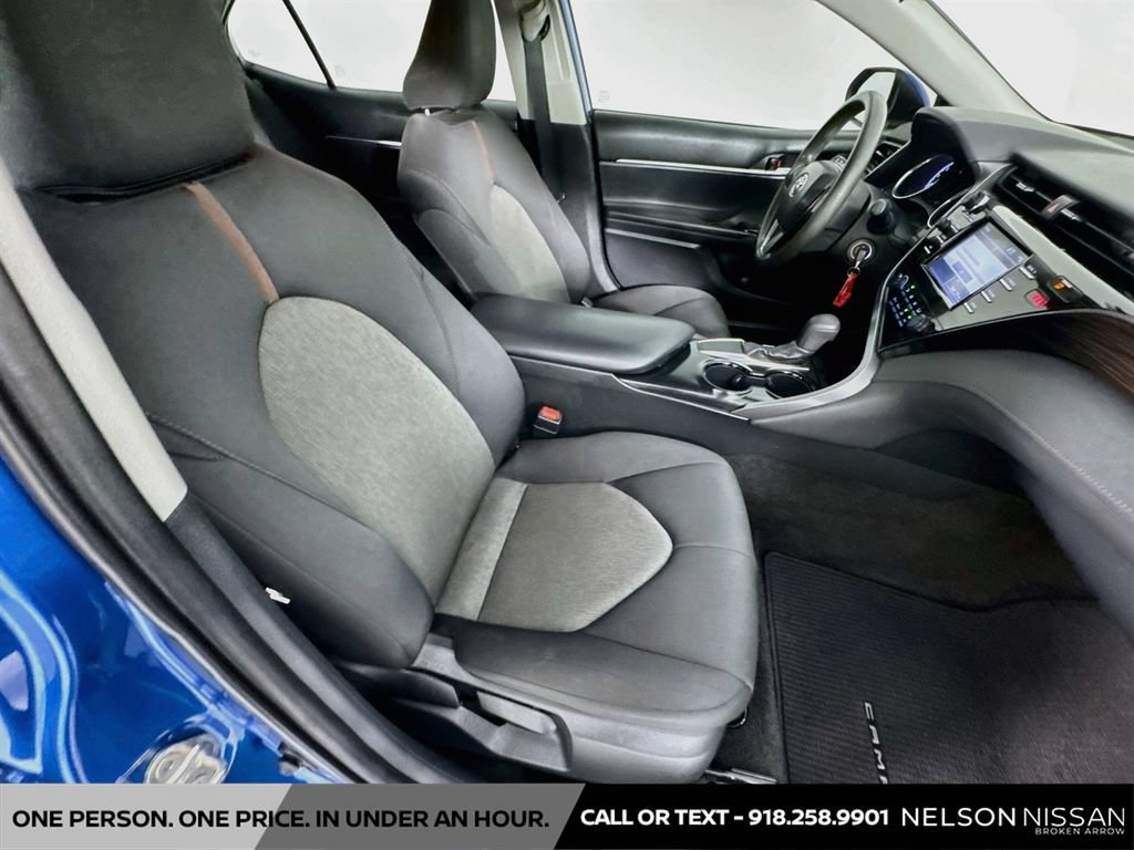 Used 2019 Toyota Camry LE FWD image 25