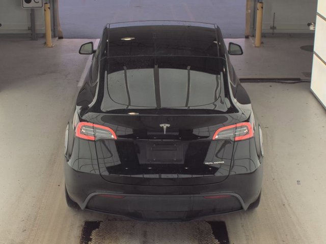 Used 2023 Tesla Model Y Long Range image 14