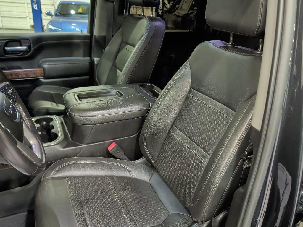 Used 2021 GMC Sierra 3500 Denali w/ Denali Ultimate Package image 9