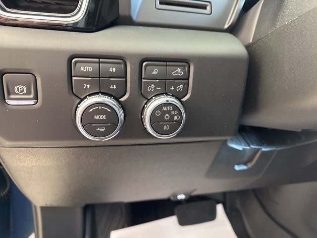 New 2026 GMC Sierra 2500 Denali w/ Snow Plow Prep/Camper Package image 15