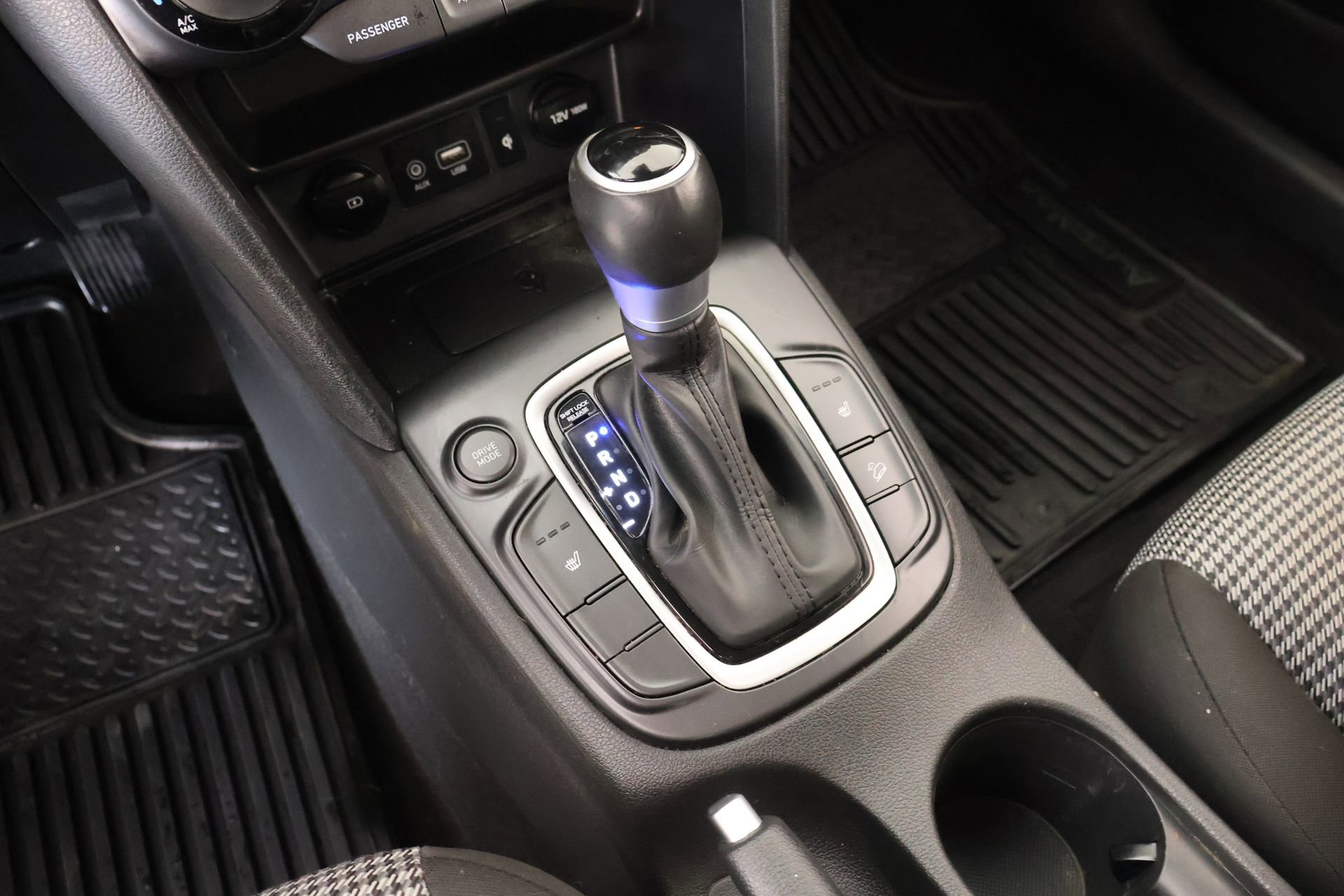 Used 2021 Hyundai Kona SEL Plus w/ Cargo Package image 7