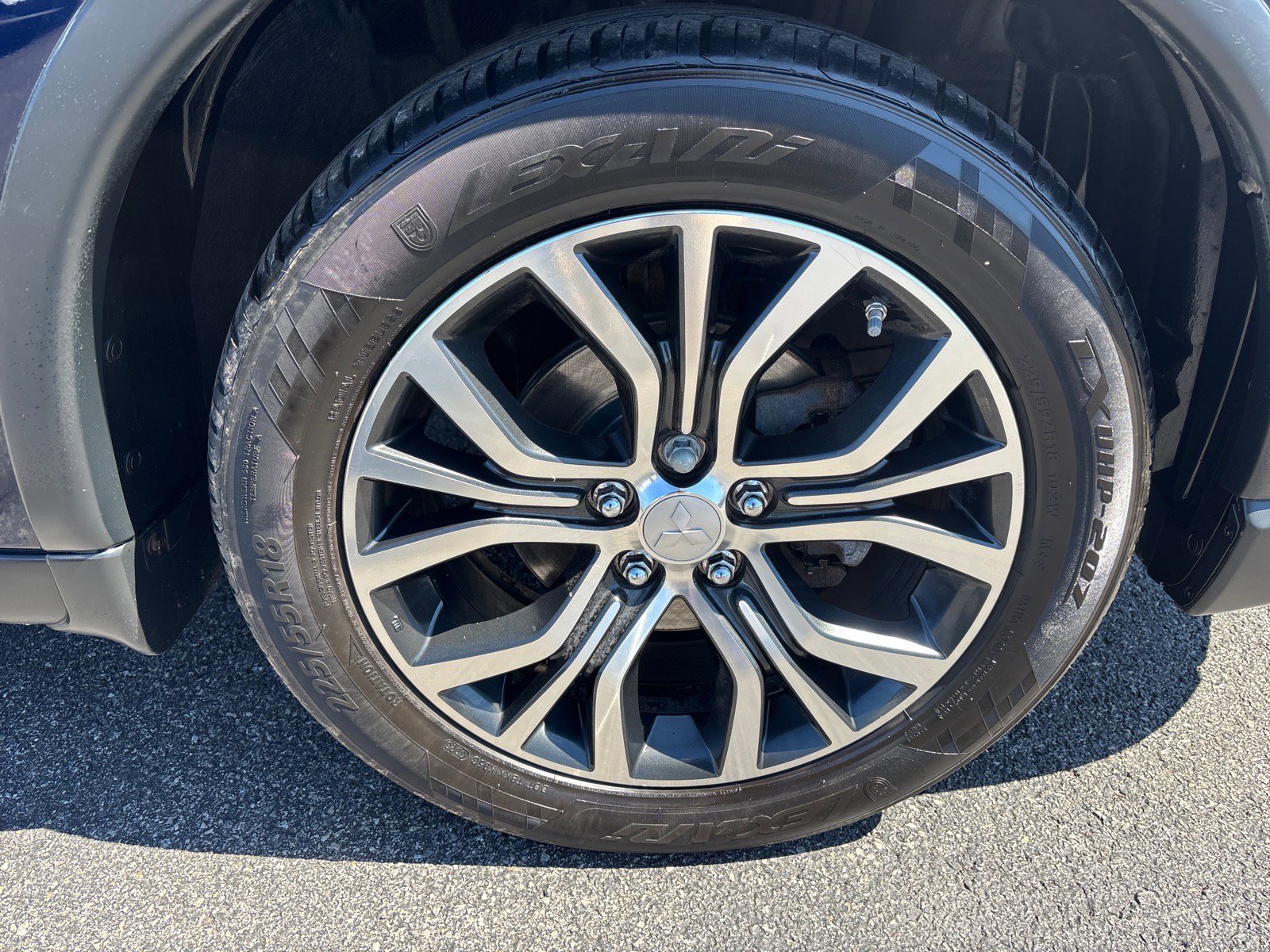 Used 2016 Mitsubishi Outlander SE AWD/4WD image 9