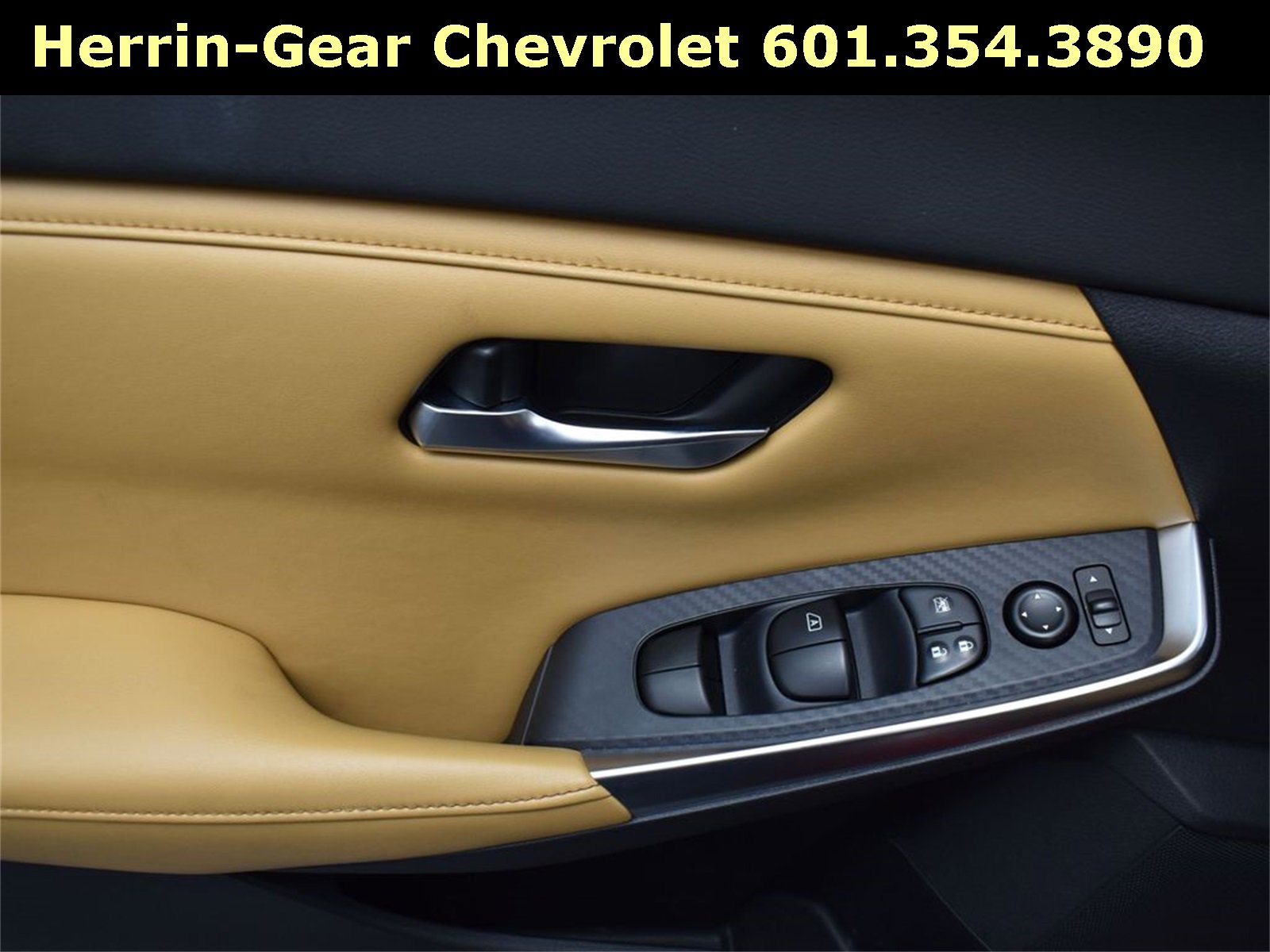 Used 2020 Nissan Sentra SV w/ SV Premium Package image 11