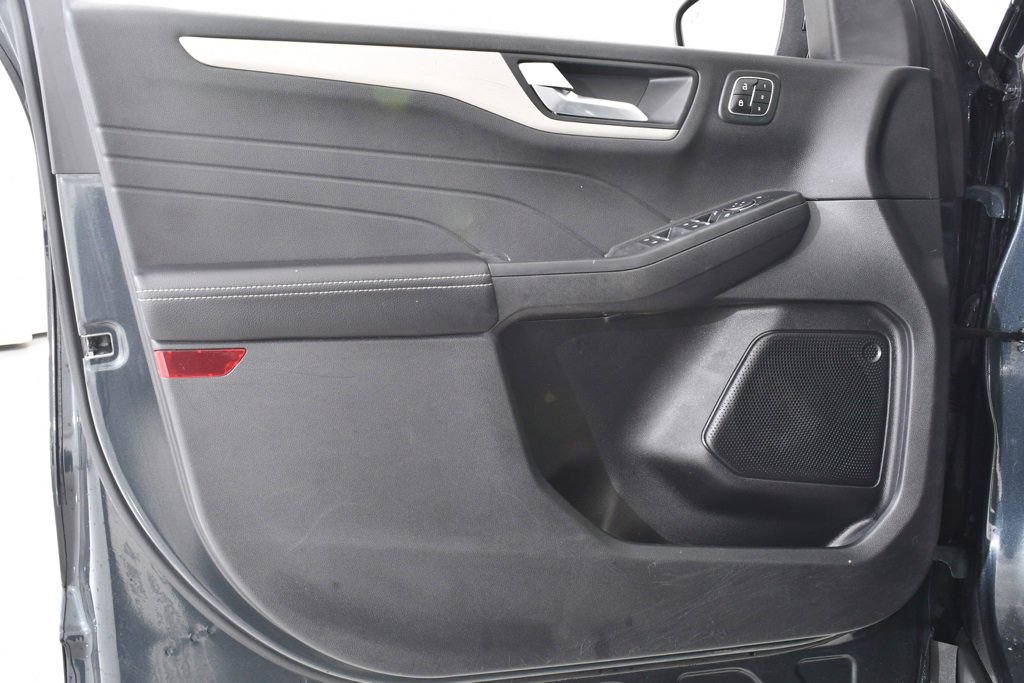 Used 2022 Ford Escape SEL w/ Technology Package image 25