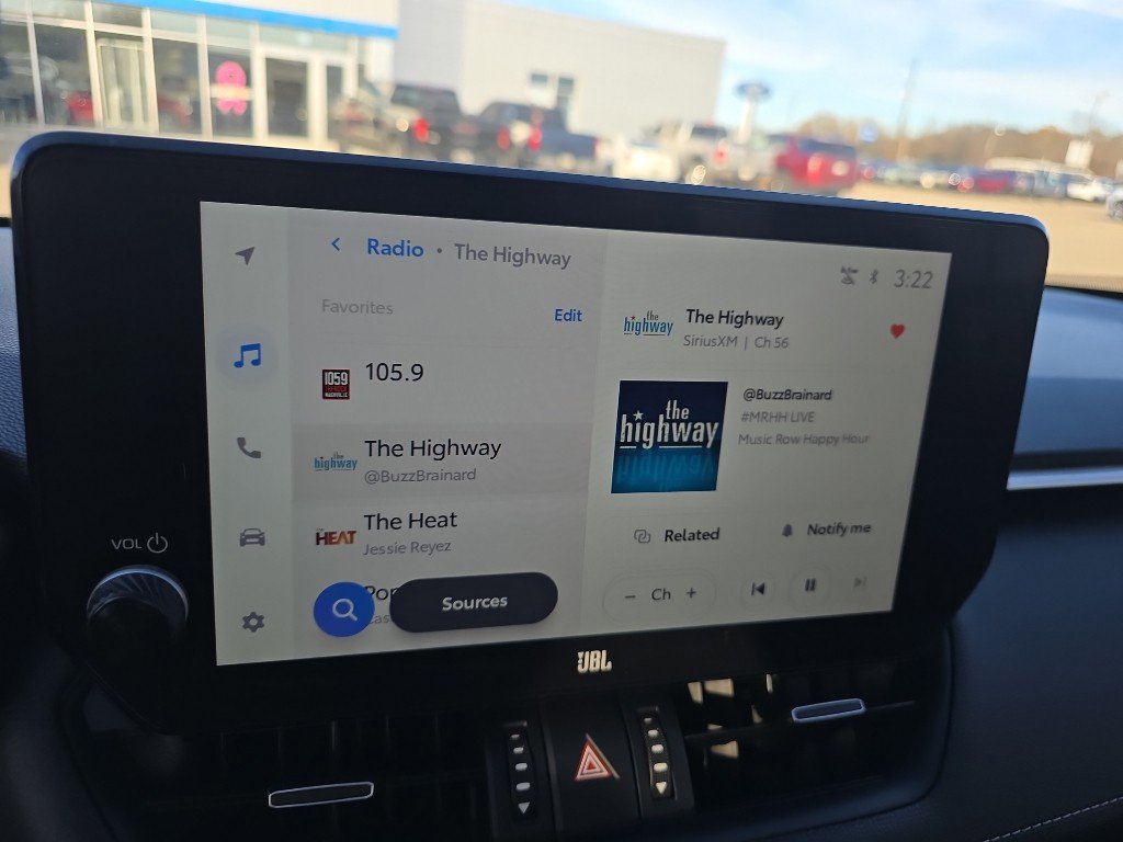 Used 2023 Toyota RAV4 XLE Premium image 25