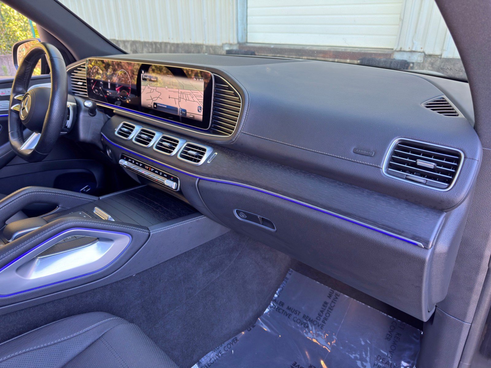 Used 2025 Mercedes-Benz GLS 580 4MATIC image 15