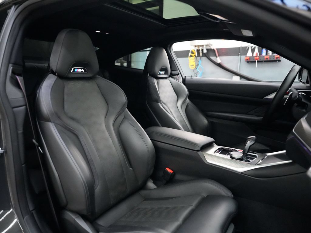 Used 2022 BMW M4 Competition w/ Executive Package RWD image 36