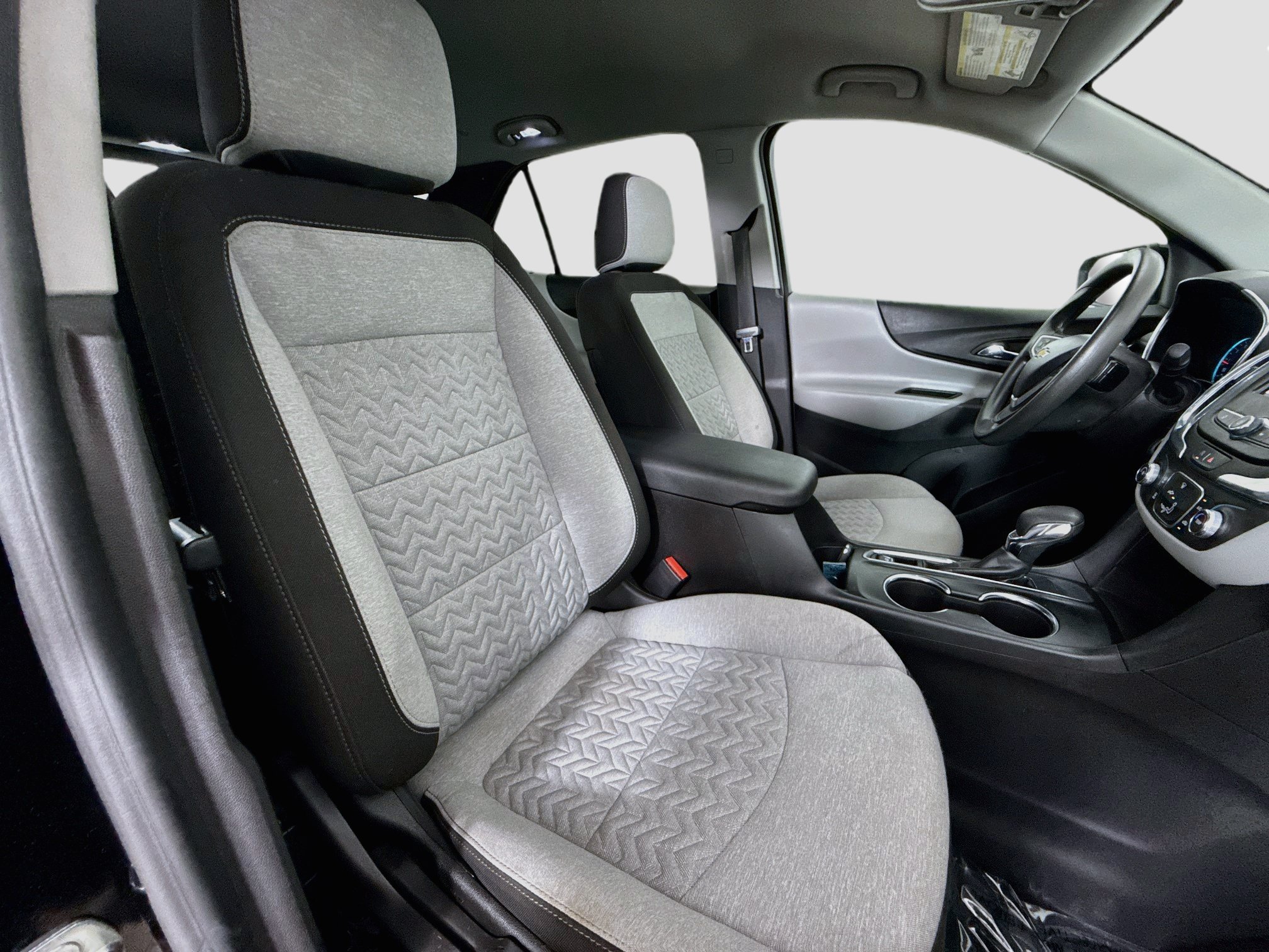 Used 2023 Chevrolet Equinox LS w/ LS Convenience Package FWD image 30