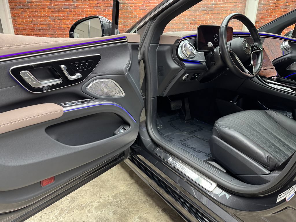 Used 2023 Mercedes-Benz EQS 450+ 4MATIC Sedan image 11