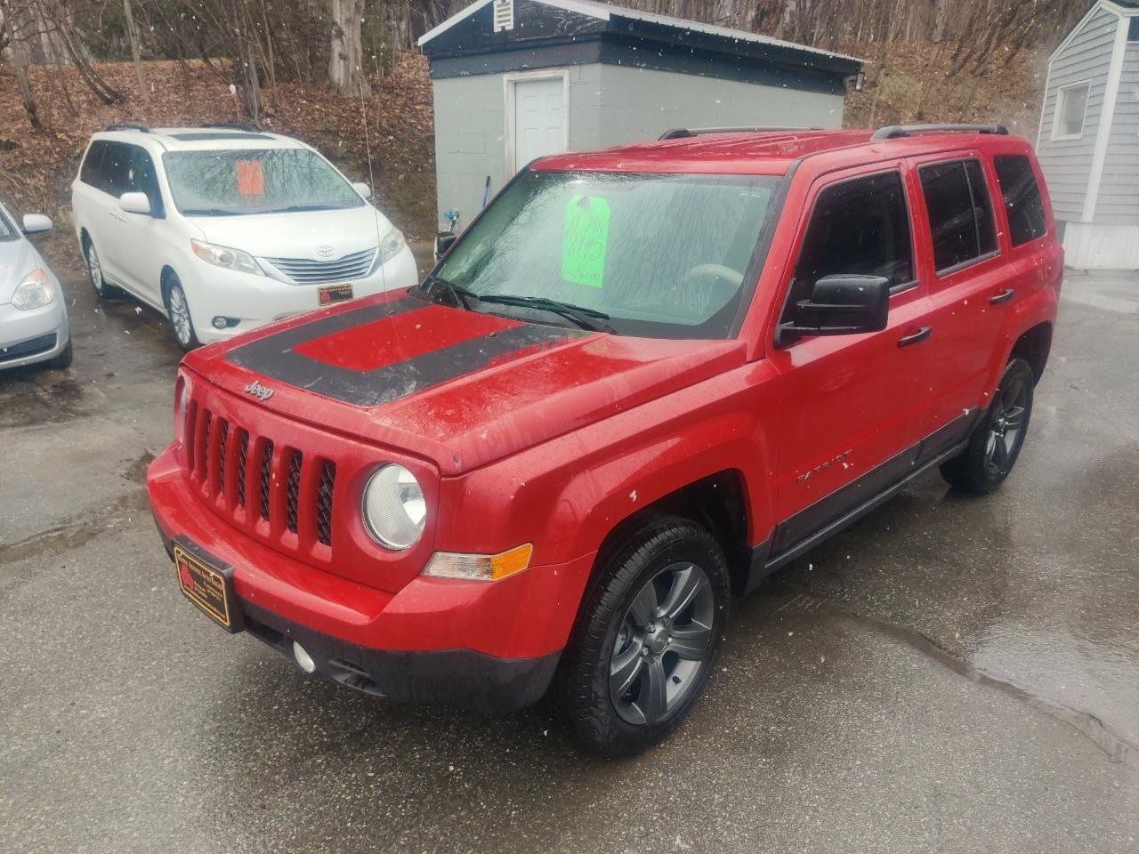 Used 2017 Jeep Patriot Sport FWD image 2