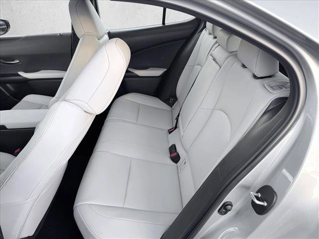 Used 2024 Lexus UX 250h F Sport image 18