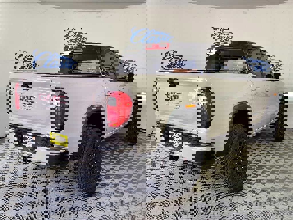 New 2026 GMC Canyon Elevation image 10