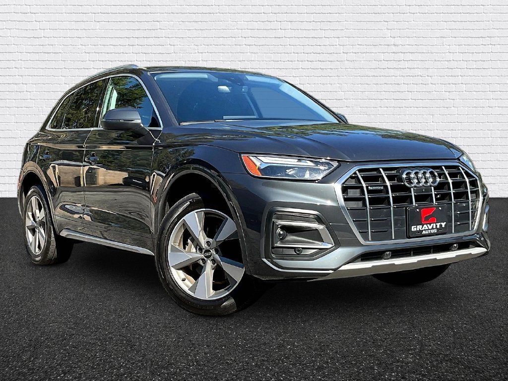 Used 2023 Audi Q5 2.0T Premium Plus w/ Premium Plus Package AWD/4WD image 3