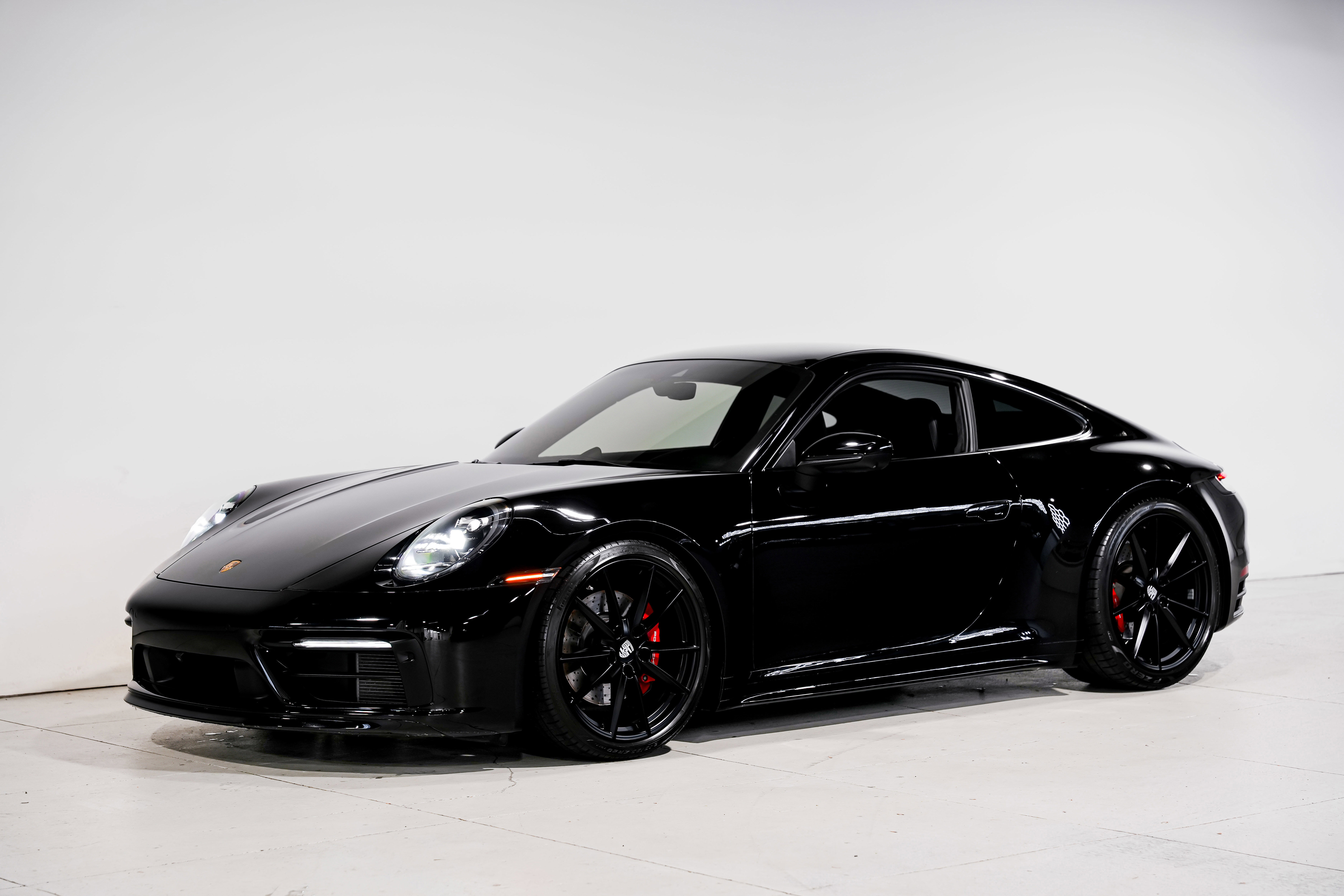 Used 2020 Porsche 911 Carrera S image 6