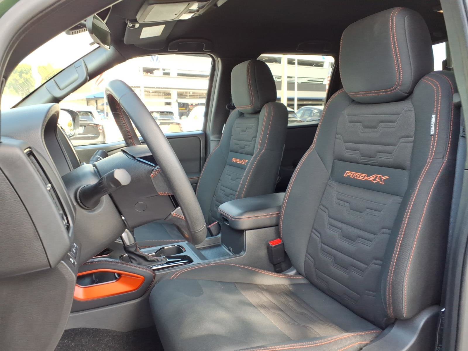 Certified 2023 Nissan Frontier PRO-4X w/ Tow Package image 5