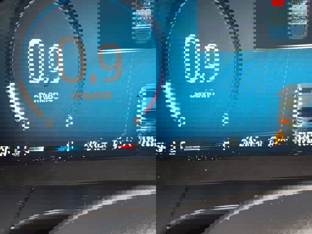 Used 2025 Ford Escape Active w/ Active Premium Tech Pack image 25