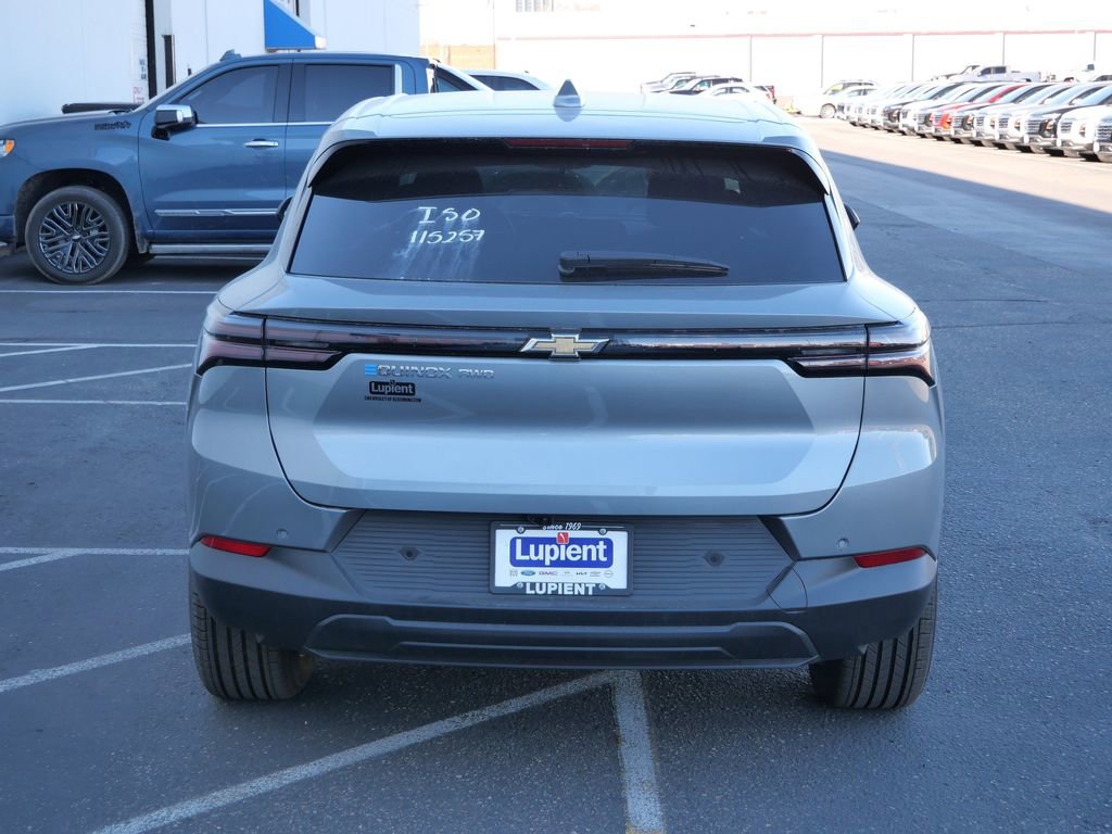 New 2026 Chevrolet Equinox EV LT image 4