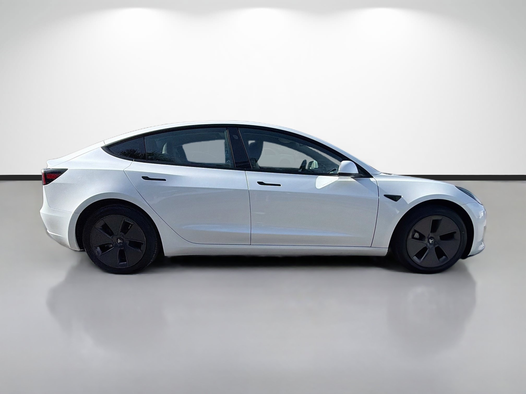 Used 2023 Tesla Model 3 Standard Range RWD image 6