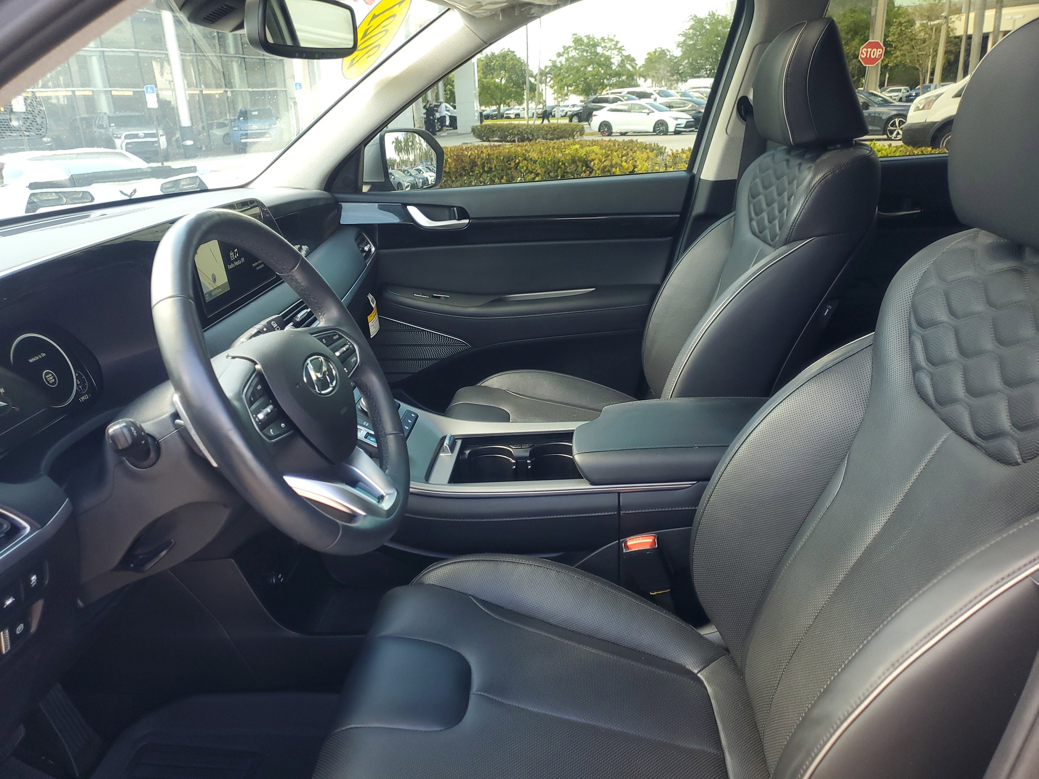 Used 2021 Hyundai Palisade Limited image 17