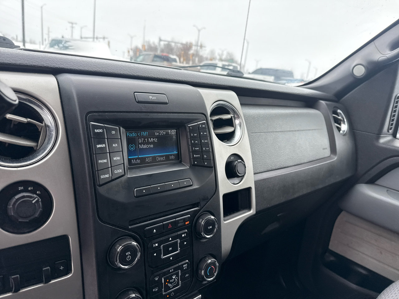 Used 2014 Ford F150 XLT w/ Equipment Group 302A Luxury image 14