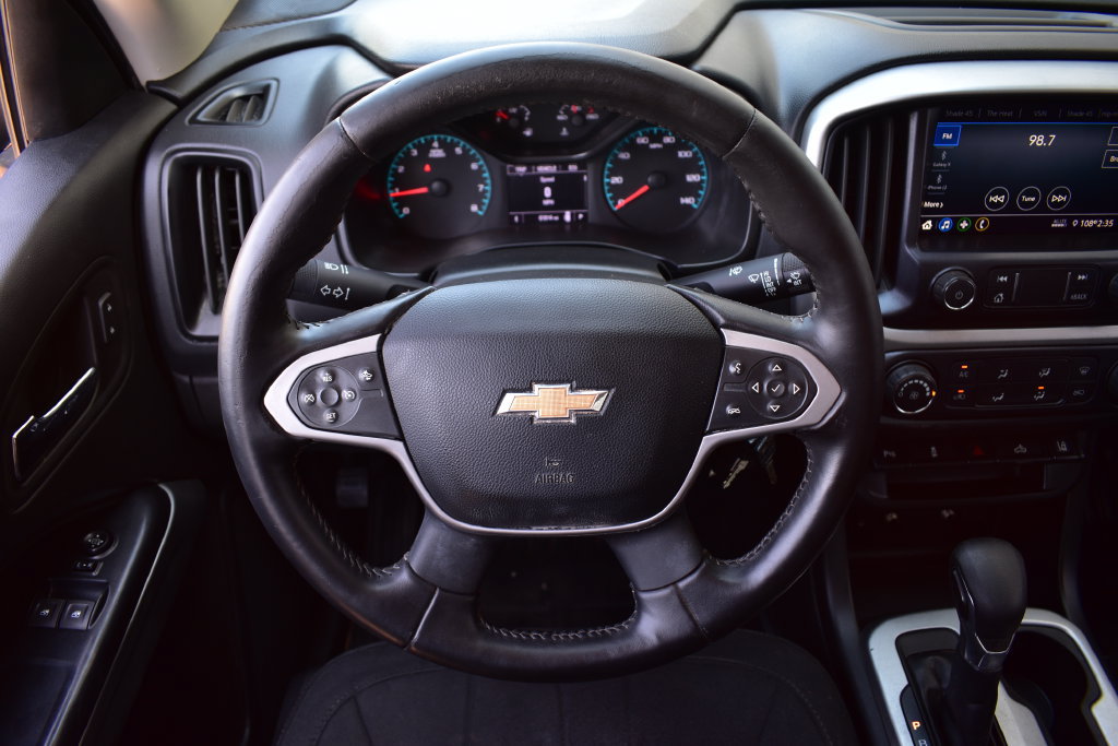 Used 2022 Chevrolet Colorado LT w/ Fleet Safety Package AWD/4WD image 31