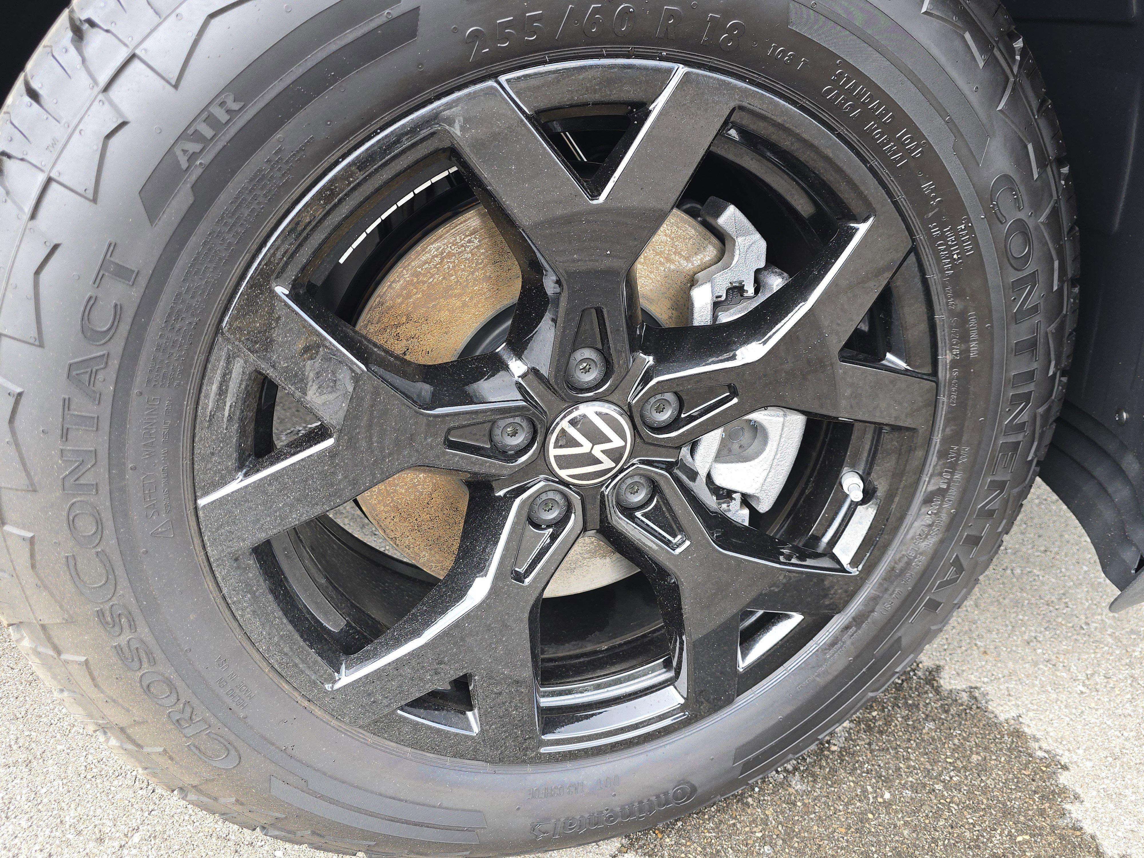 New 2025 Volkswagen Atlas Peak Edition SE image 20