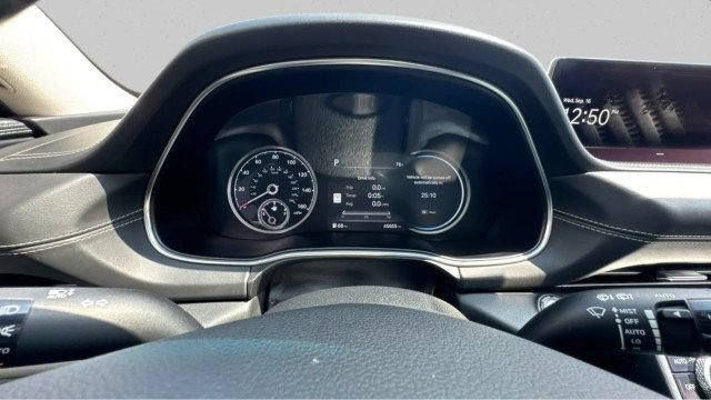 Used 2022 Genesis GV80 2.5T w/ Advanced Package 03 RWD image 11