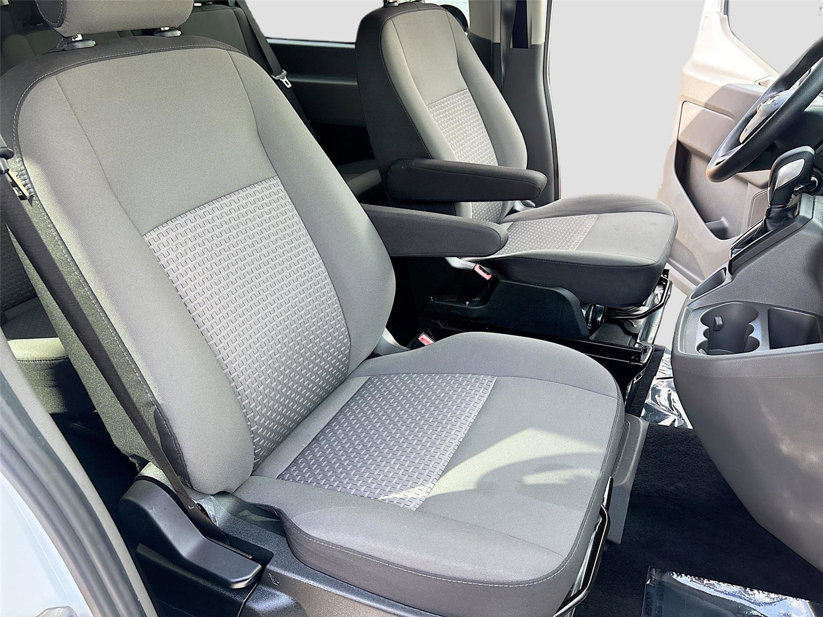 Used 2024 Ford Transit 350 XLT RWD image 30
