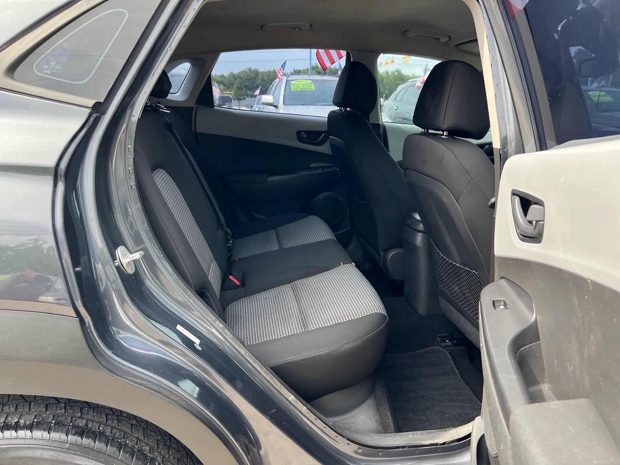 Used 2019 Hyundai Kona SE FWD image 13