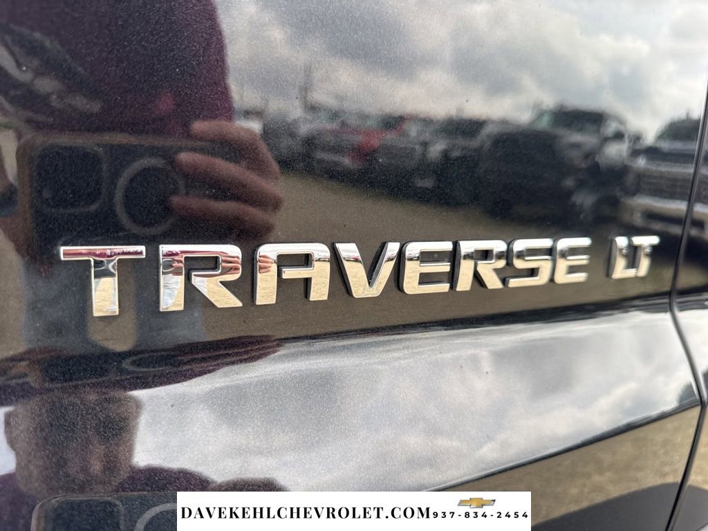 Used 2011 Chevrolet Traverse LT image 42