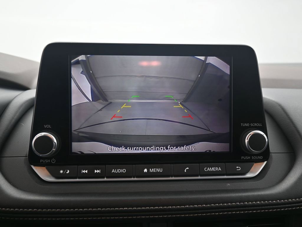 Used 2023 Nissan Rogue SV image 11