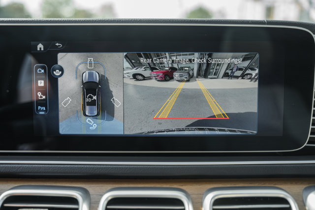 Certified 2025 Mercedes-Benz GLS 450 4MATIC image 44