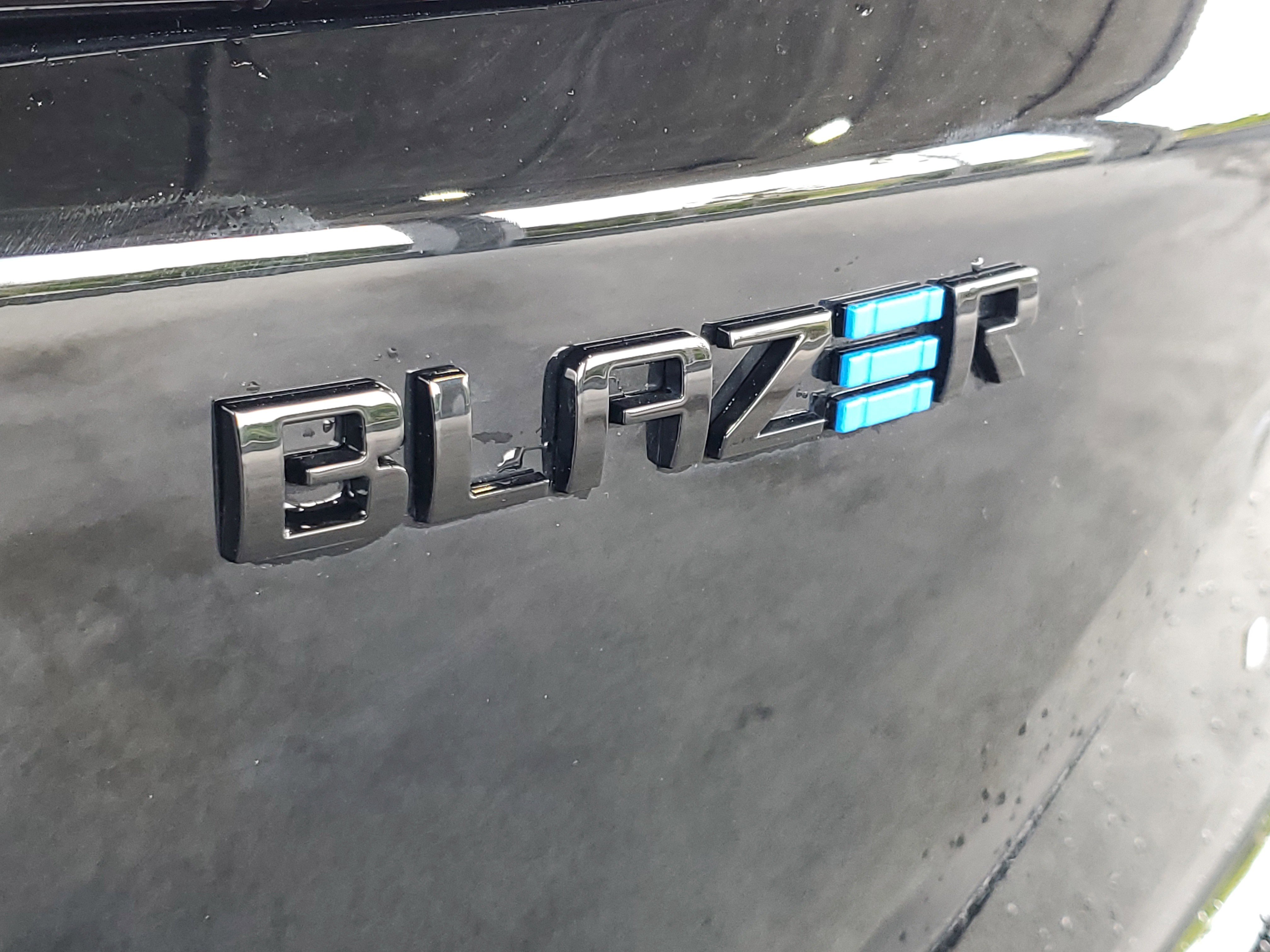 Used 2024 Chevrolet Blazer EV RS image 5