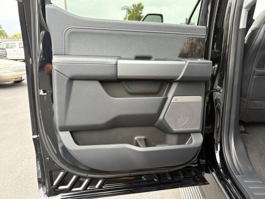 New 2026 Ford F350 Lariat w/ Tremor Off-Road Package image 15