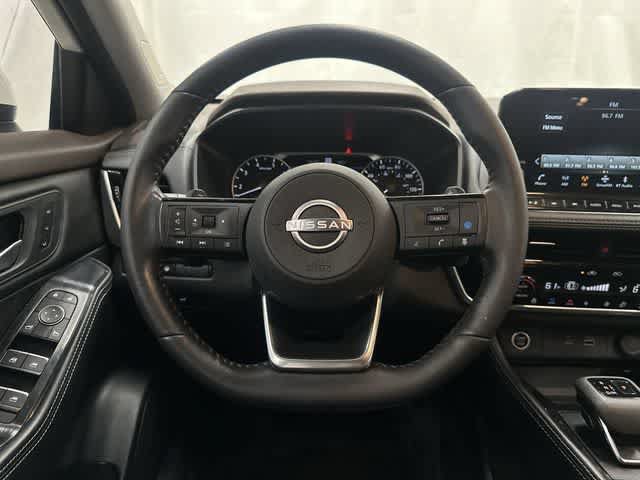Used 2023 Nissan Rogue SL w/ SL Premium Package FWD image 15
