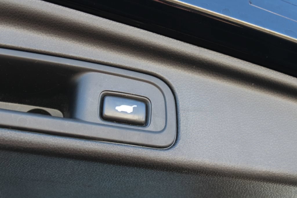 Used 2017 Honda Pilot Touring image 29
